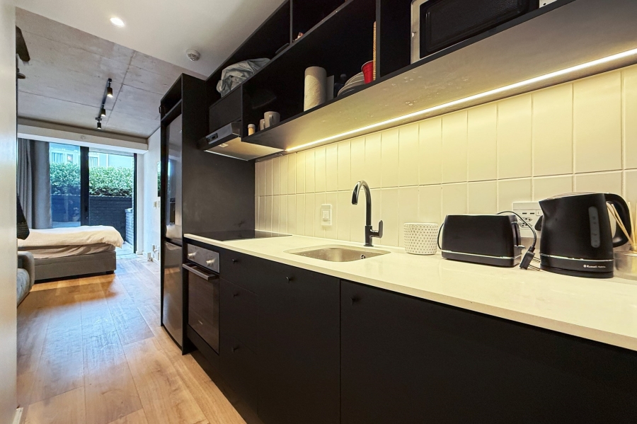 1 Bedroom Property for Sale in Sea Point Western Cape